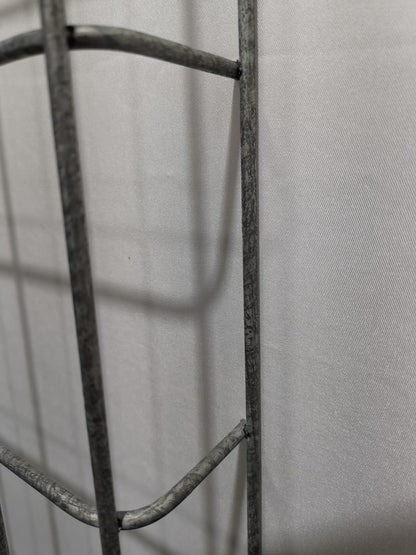 Lengte kabelkanaal 29 cm, diepte 5 cm, maaswijdte 5 x 10 cm