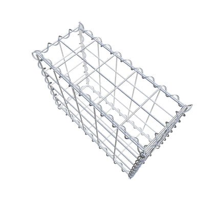 Schanskorf 50 cm x 40 cm x 20 cm (L x H x D), maaswijdte 10 cm x 10 cm, spiraalvormig